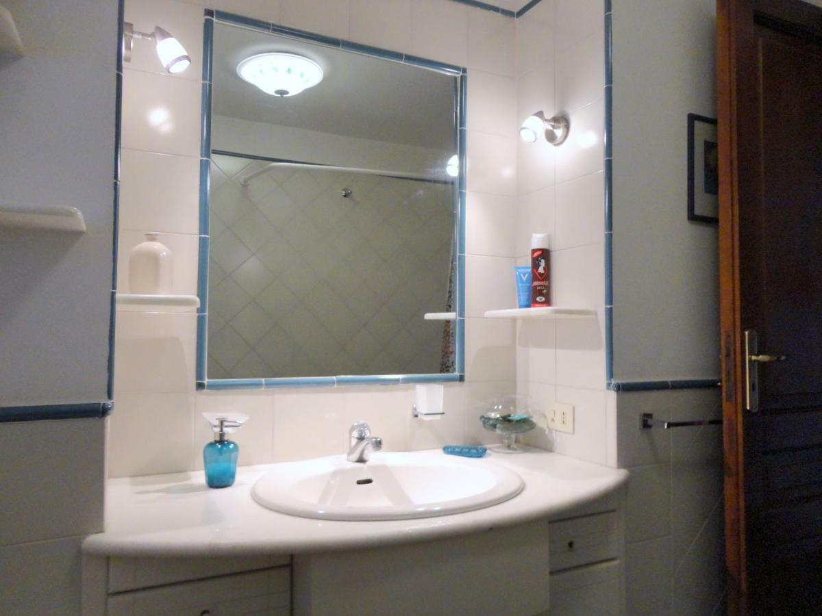 Umberto I Holiday House Naples Extérieur photo